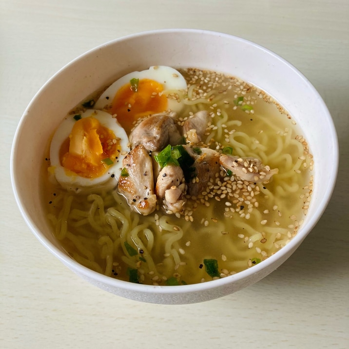 鶏だしラーメン